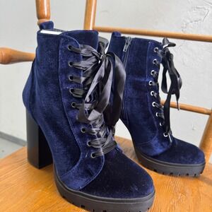 Steve Madden Laurie Navy Blue Velvet Platform Lace Up Block Heel Ankle Boot 8.5M